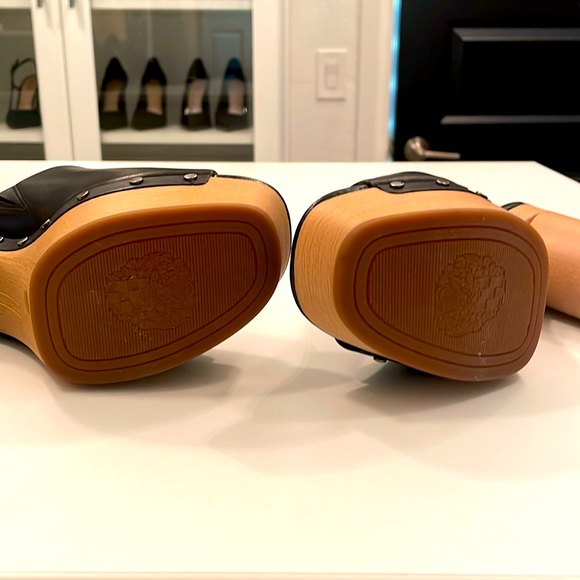 Vince Camuto Wedges - Picture 4 of 4